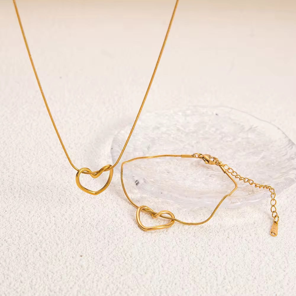 Valentine Golden Heart Necklace and Bracelet