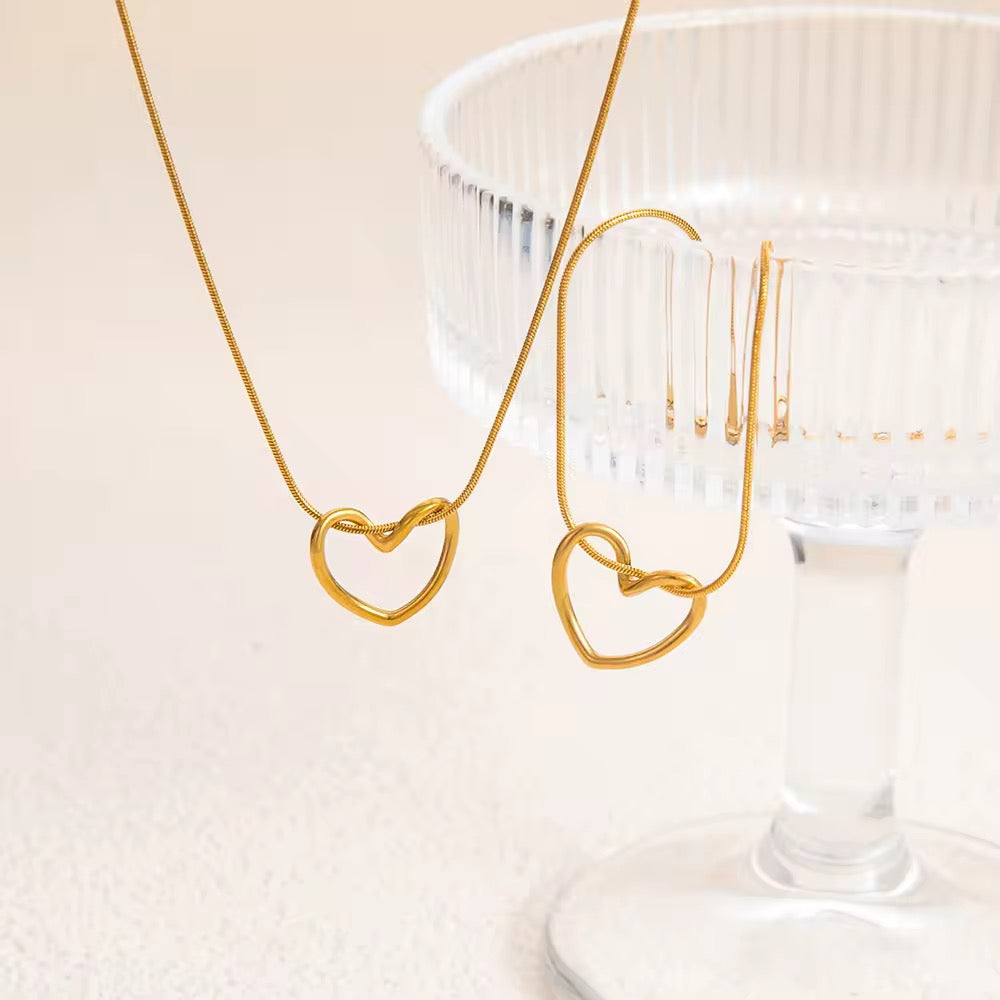Valentine Golden Heart Necklace and Bracelet
