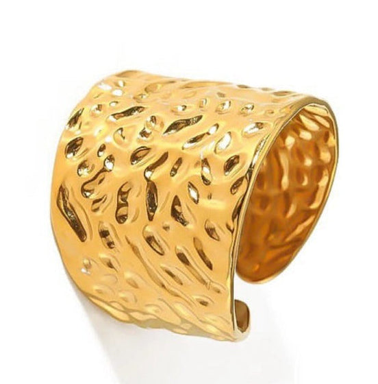 Gold cuff ring