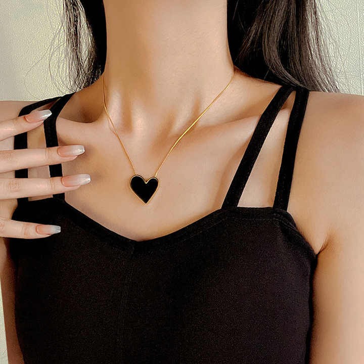 Black Irregular Heart Necklace Stainless Steel Black Enamel Heart Pendant Necklace With Ring