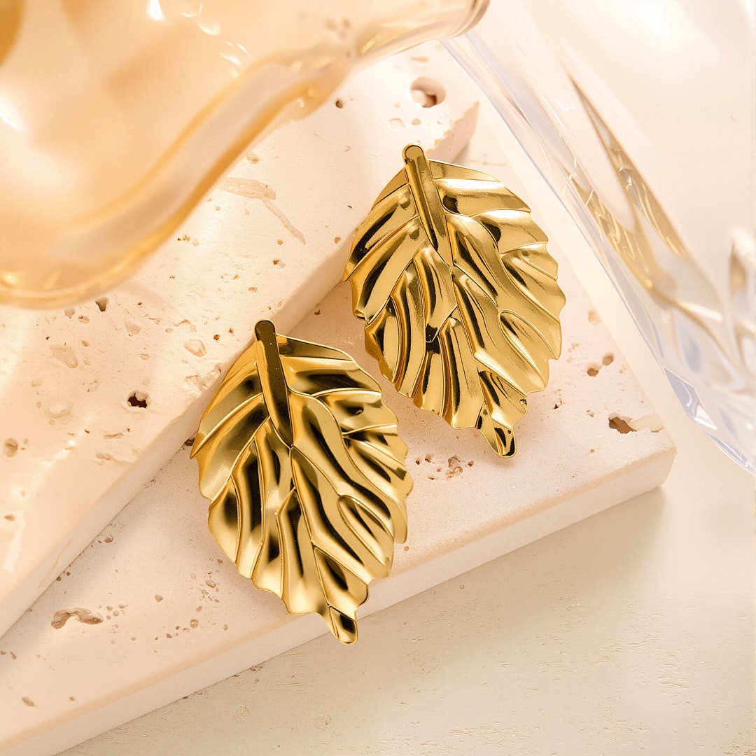 Leaf shape Elegant Stainless steel earrings