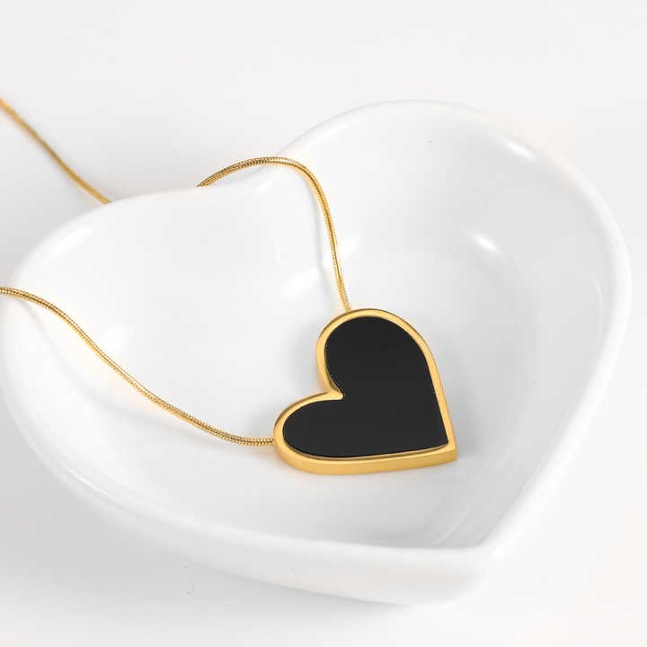 Black Irregular Heart Necklace Stainless Steel Black Enamel Heart Pendant Necklace With Ring