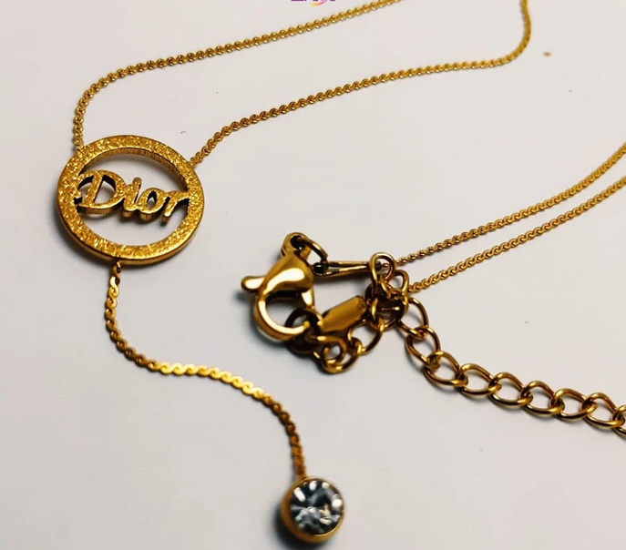 Stylish Gold "Dior" Pendant Necklace