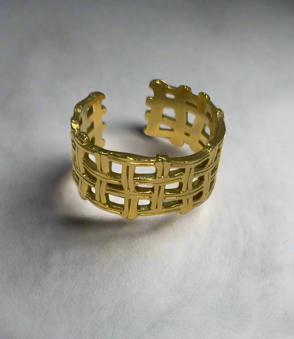 14K Gold Woven Elegance Ring