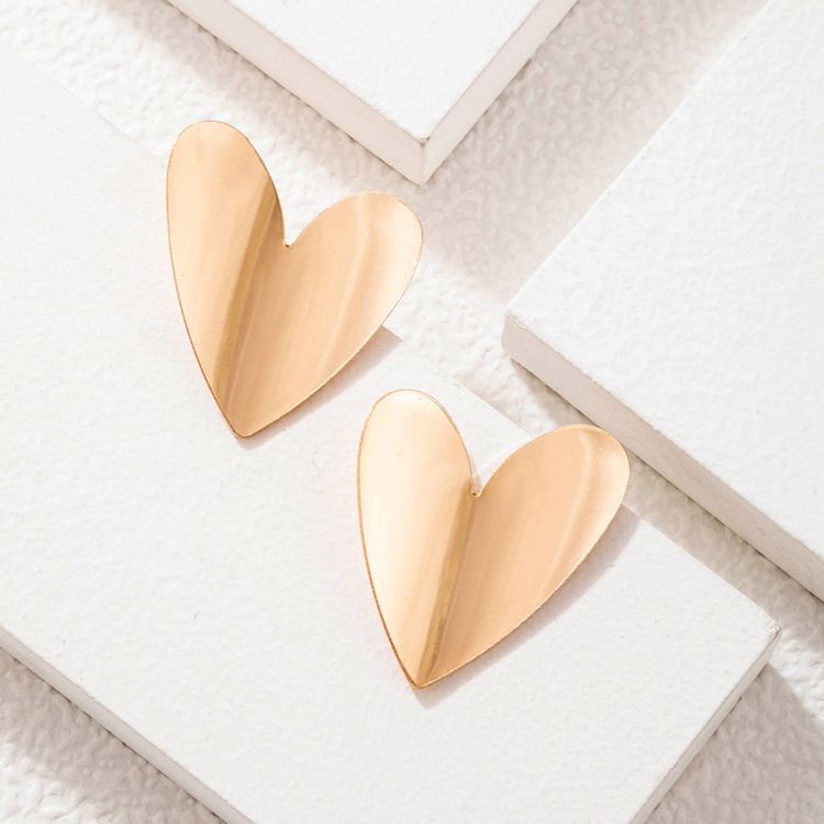 heart earrings