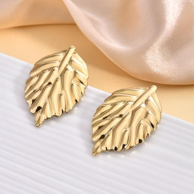 Leaf shape Elegant Stainless steel earrings